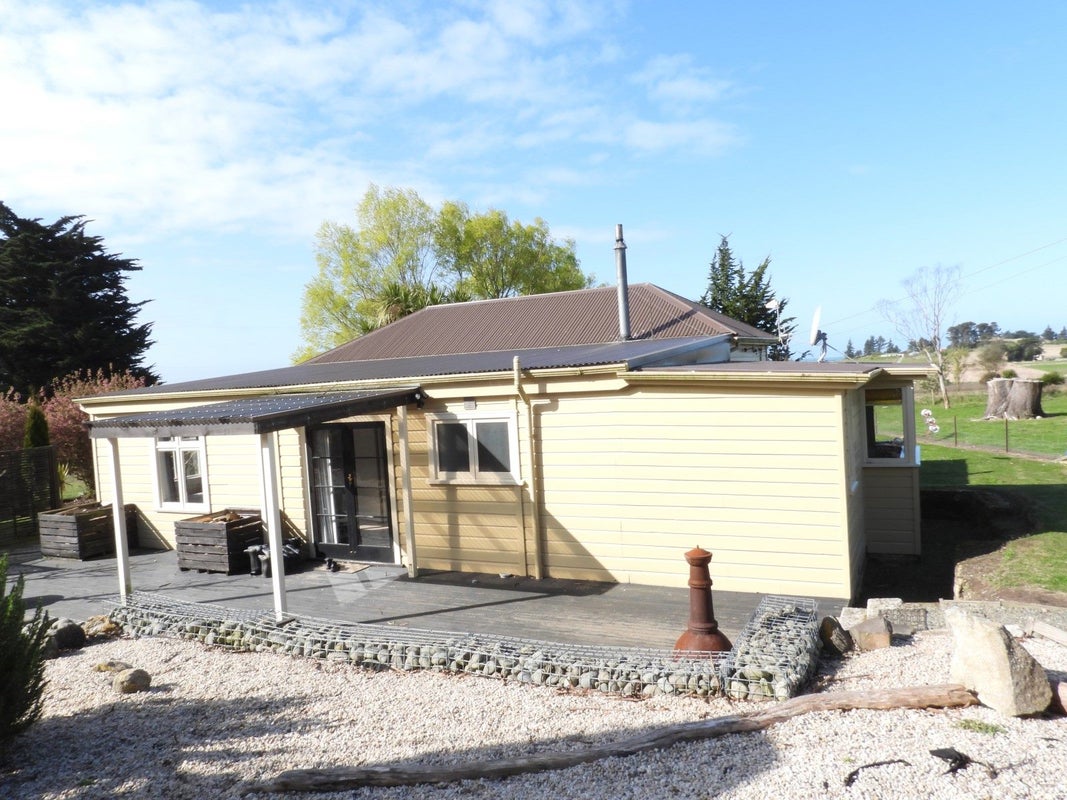 208 Fortification Road, Kakanui, Oamaru - Carousel 2