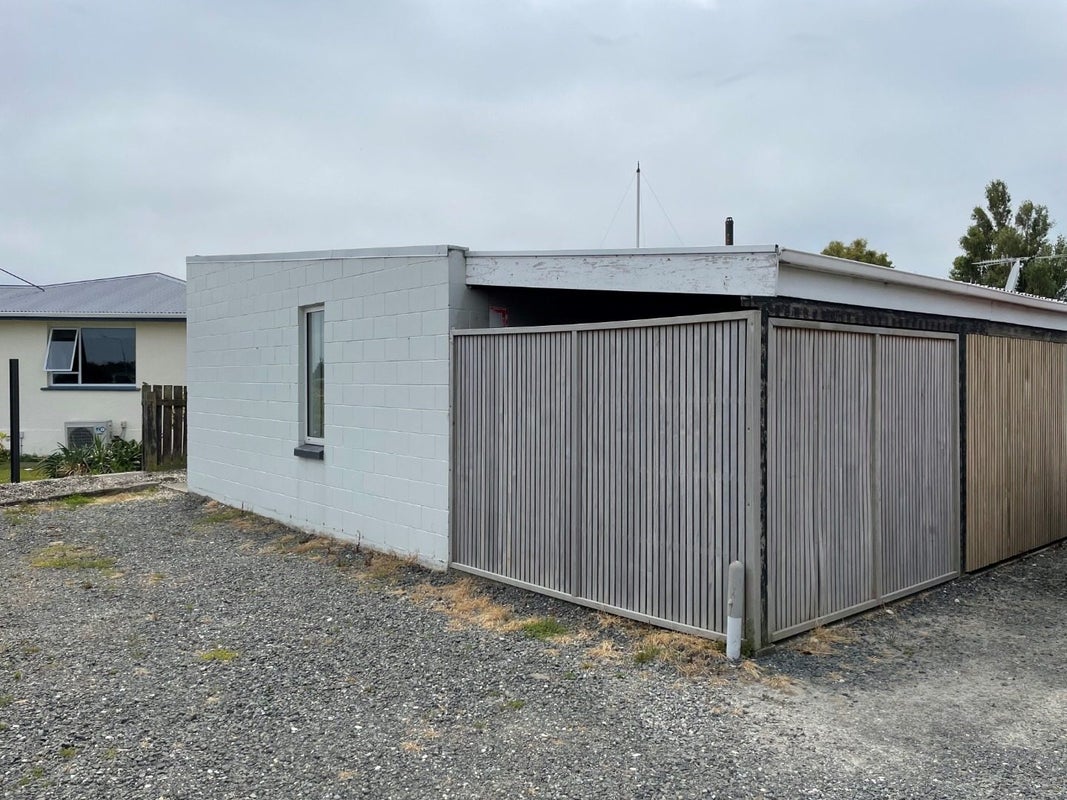 1/51 Regent Street, Newfield, Invercargill - Carousel 1