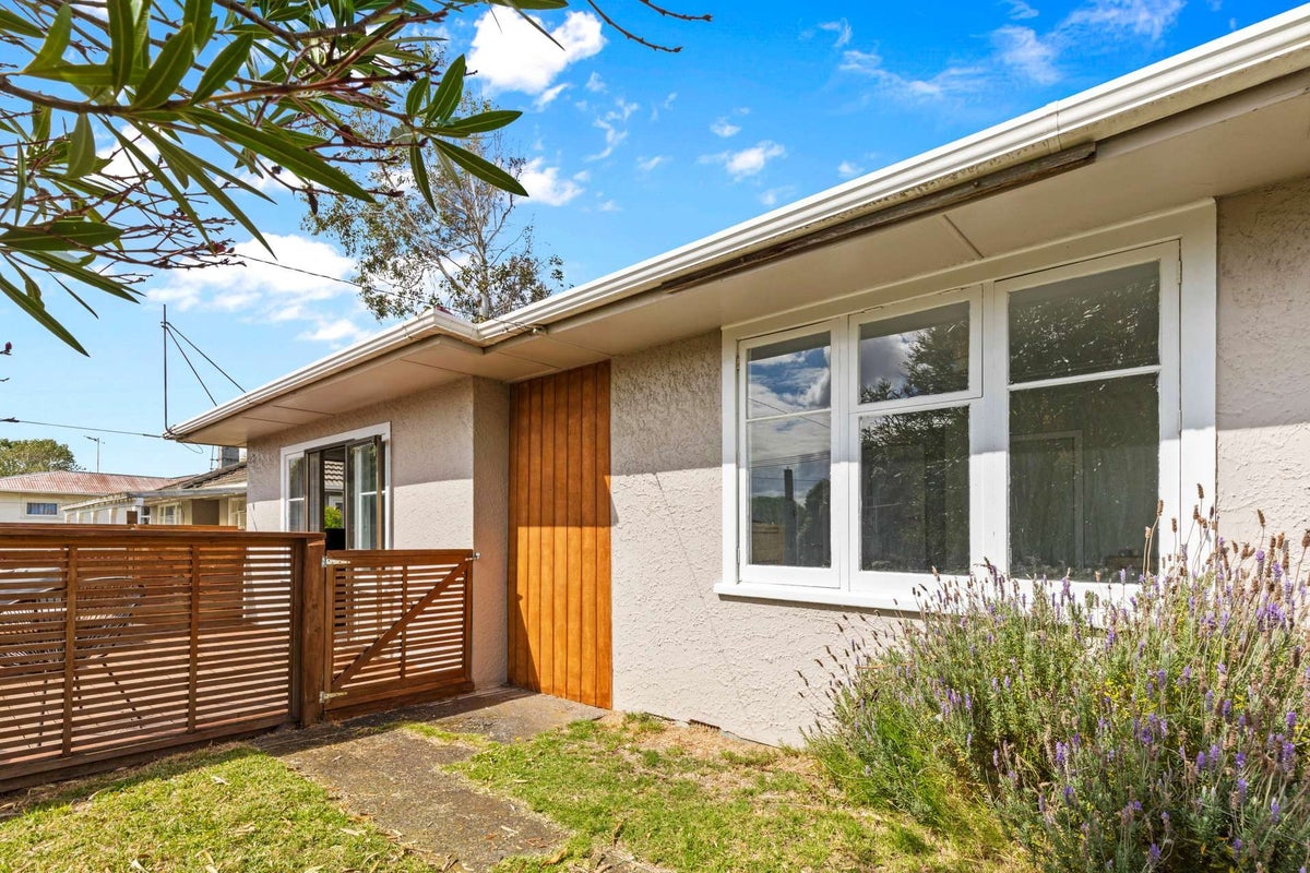 93 Purnell Street, College Estate, Whanganui - Carousel 2