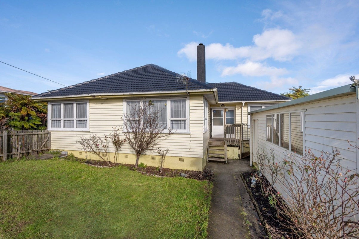 15 Wharenui Road, Owhata, Rotorua - Carousel 12