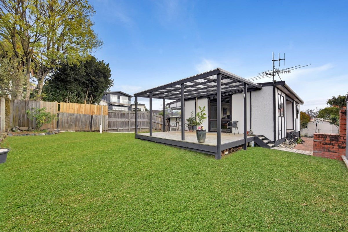 2/6 Kowhai Avenue, Annesbrook, Nelson - Carousel 1