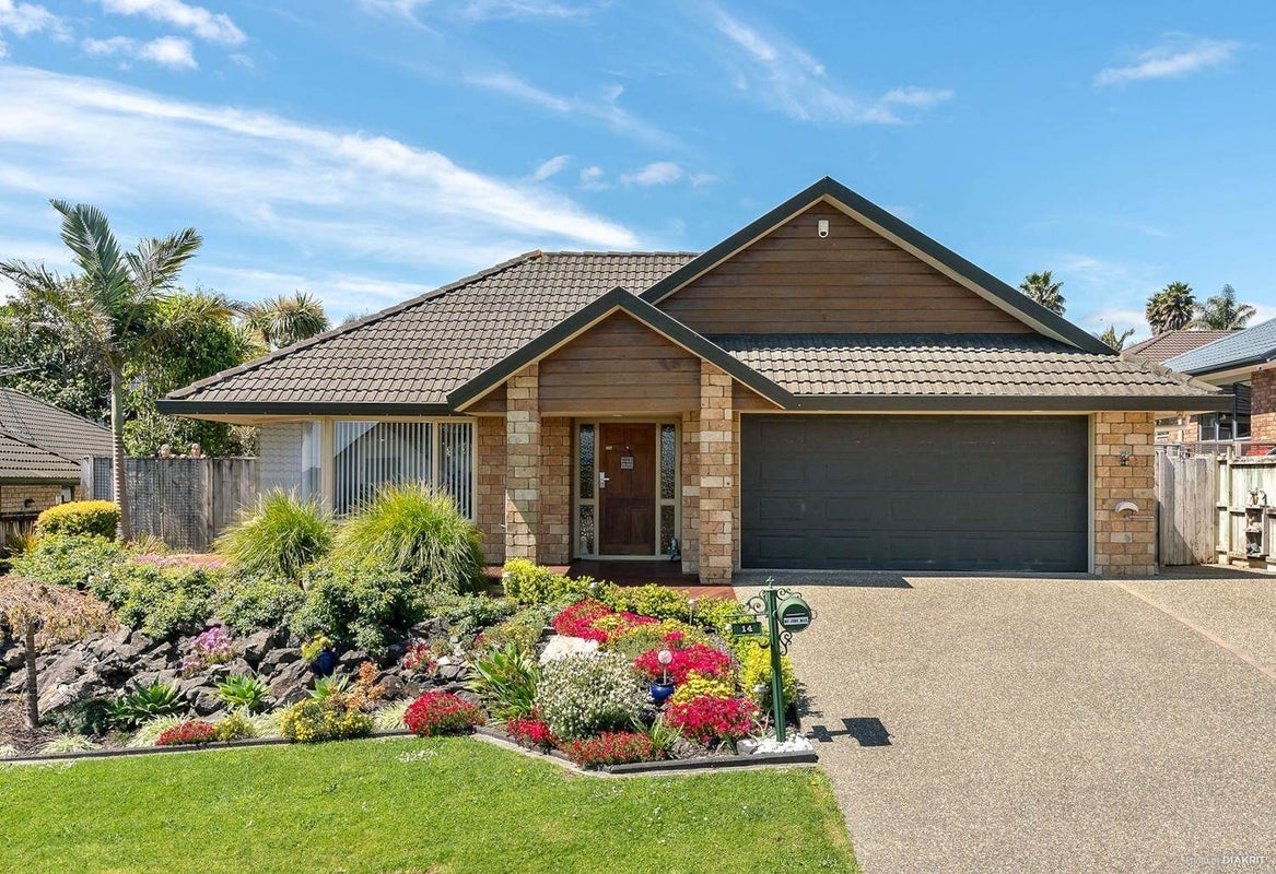 14 Manara Place, The Gardens, Auckland - Carousel 1