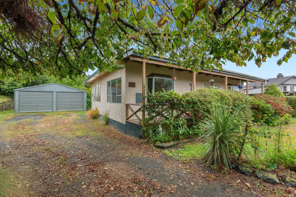 1 McIntosh Road, Brighton, Dunedin - Carousel 1