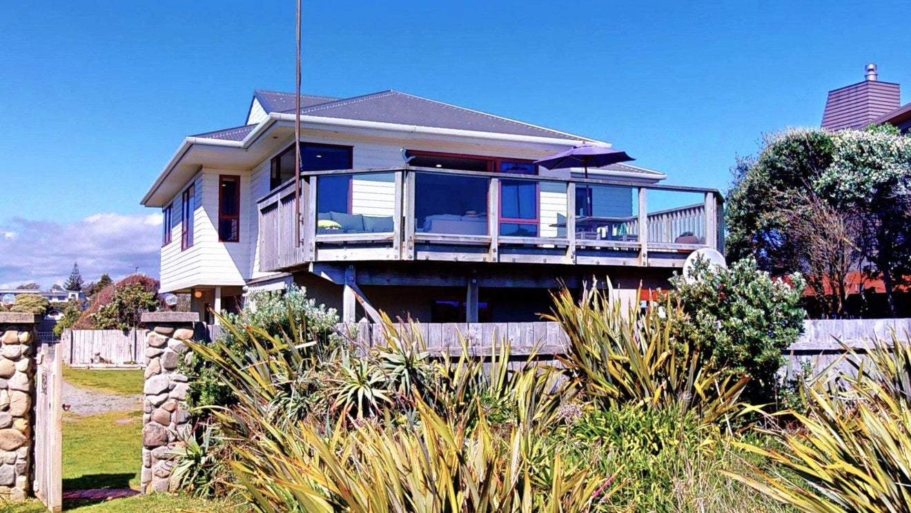 27A Rua Avenue, Waitarere Beach, Levin - Carousel 1