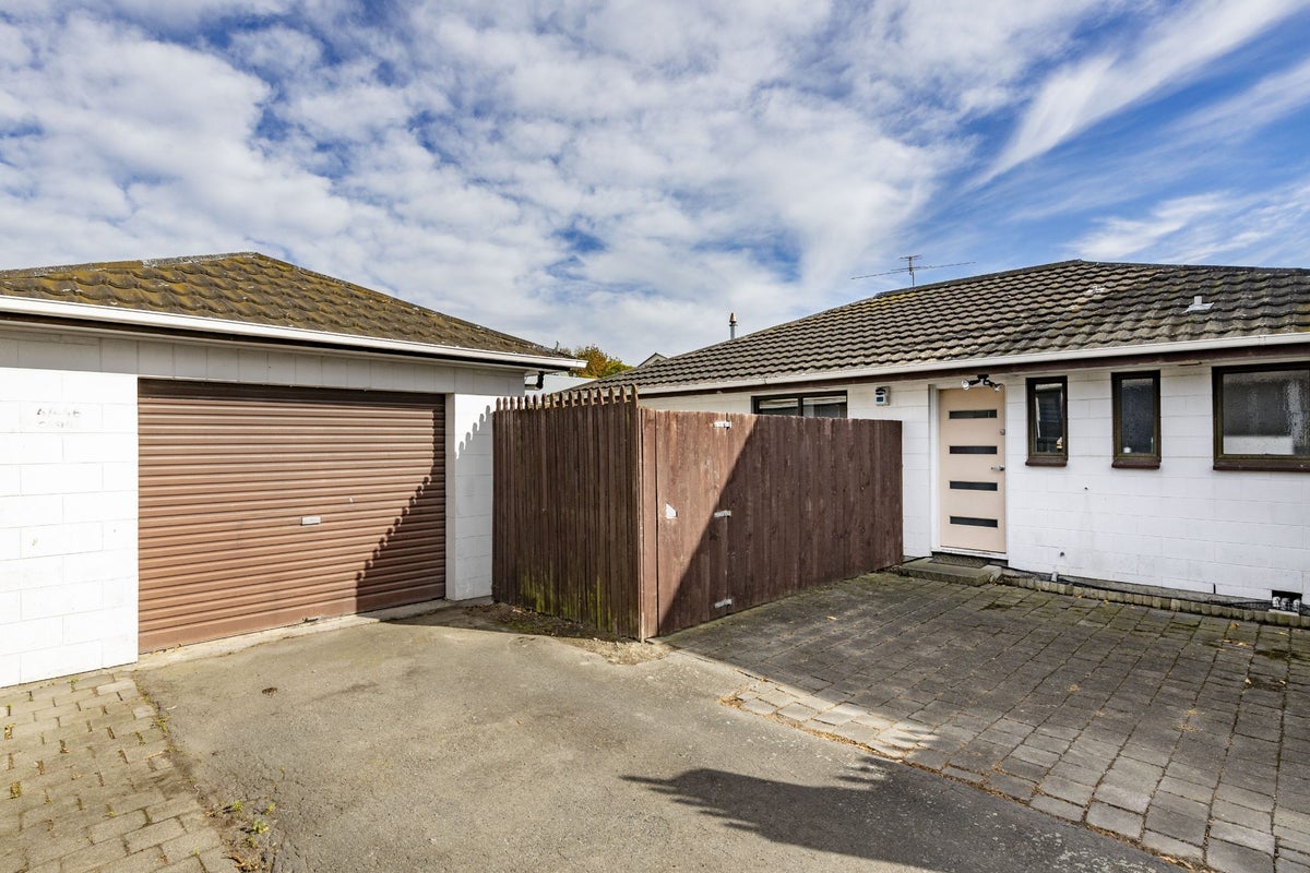 4/446 Cashel Street, Linwood, Christchurch - Carousel 1