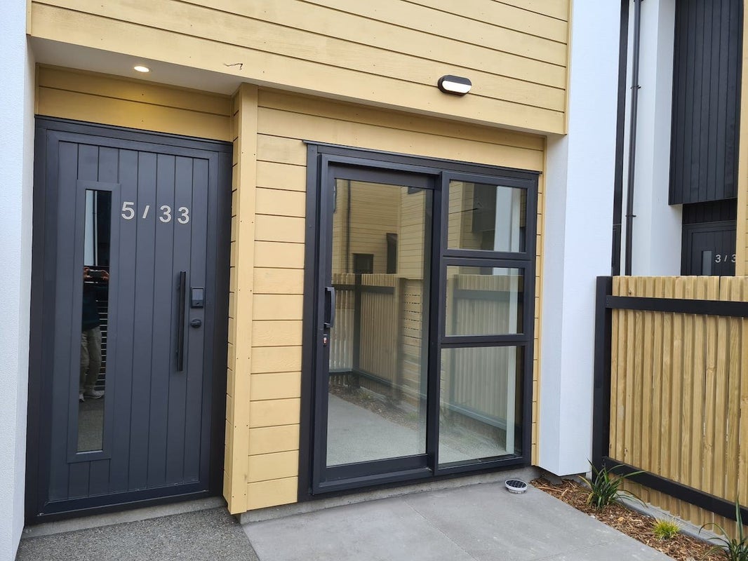 5/33 Sladden Street, Naenae, Lower Hutt - Carousel 1