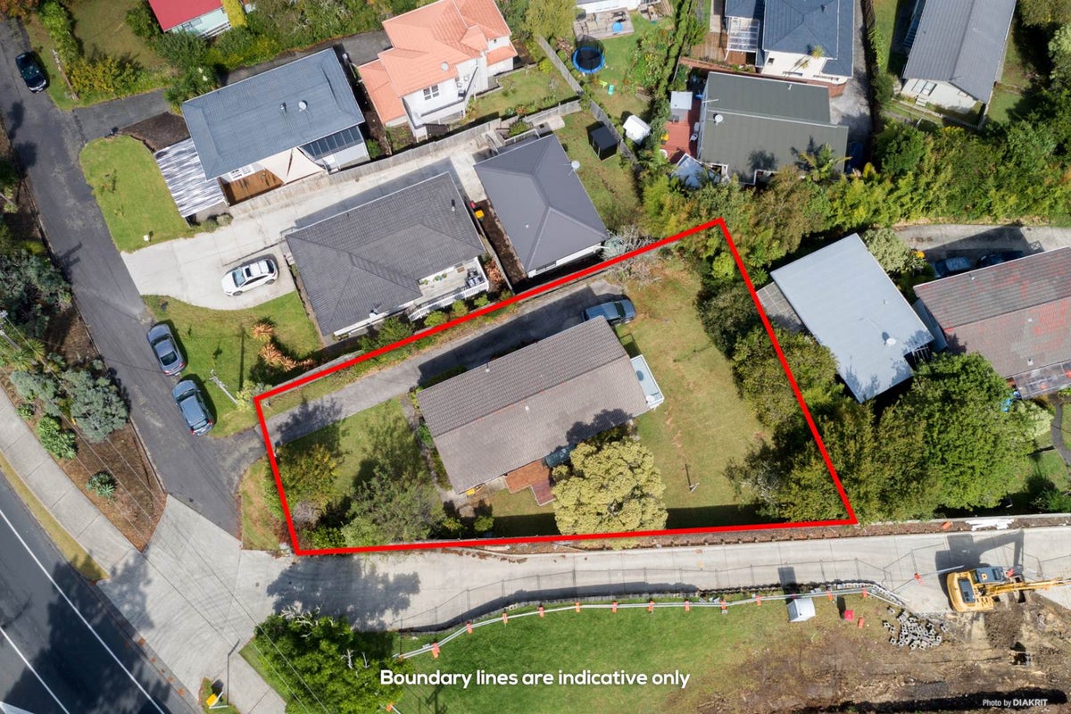 382 East Coast Road, Sunnynook, Auckland - Carousel 1