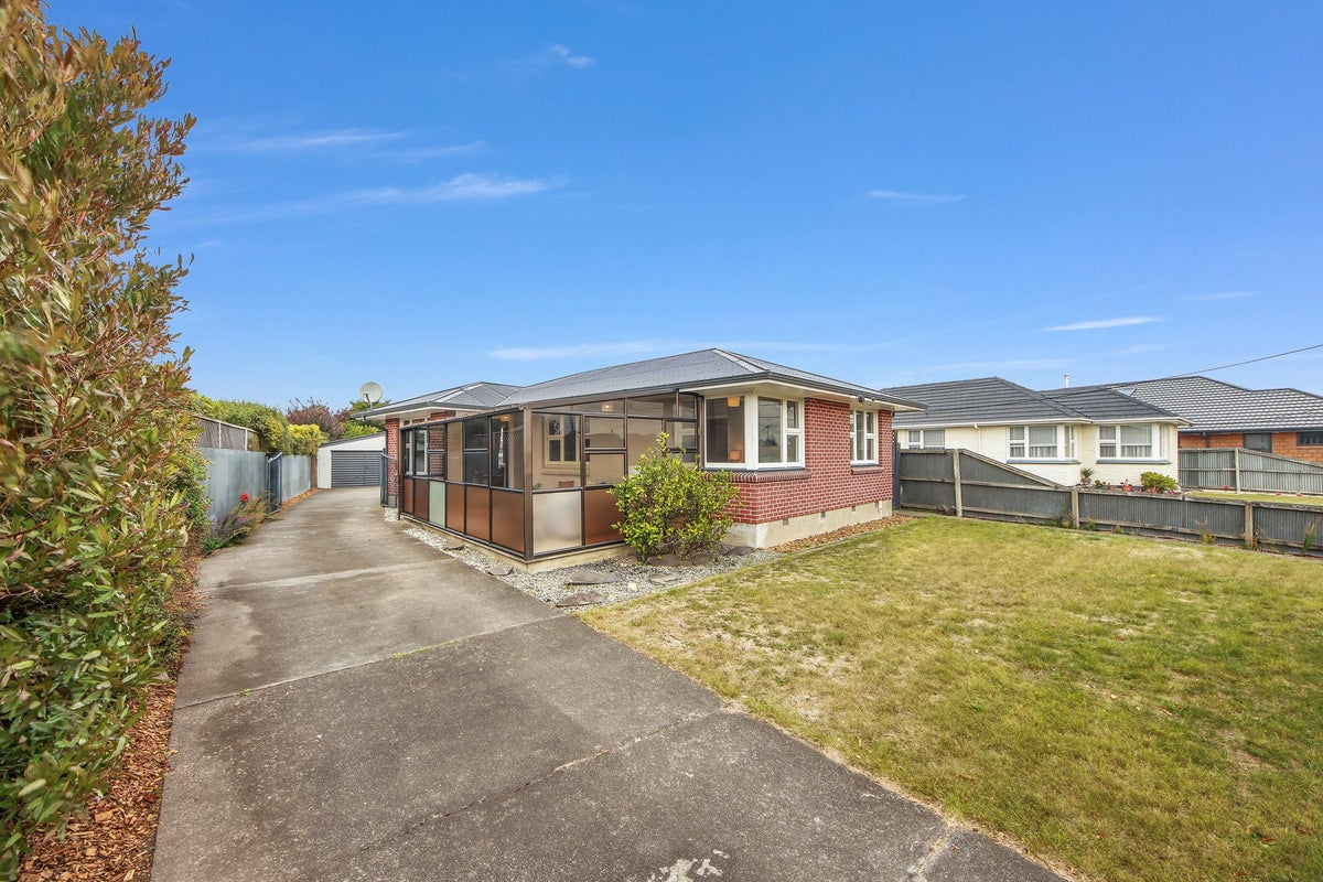 22 Yarmouth Street, Aranui, Christchurch - Carousel 18