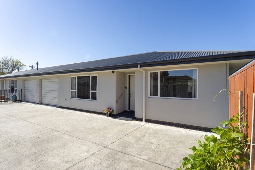 2/3 Cargill Place, Richmond, Christchurch - Carousel 1
