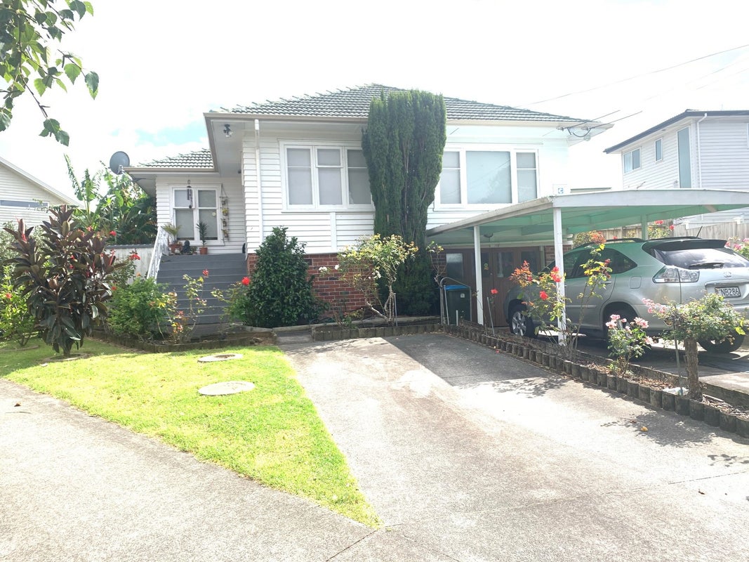 24 Clinker Street, Three Kings, Auckland - Carousel 1