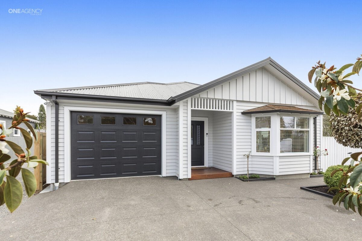 1/23 Norwood Street, Beckenham, Christchurch - Carousel 2