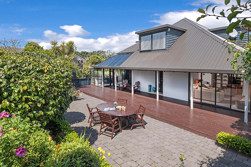17 Stevenson Way, Cockle Bay, Auckland - Carousel 1