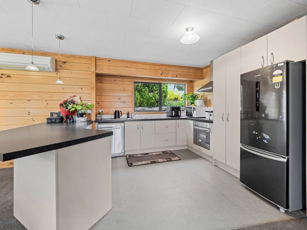 6 Anne Street, Tinwald, Ashburton - Carousel 2