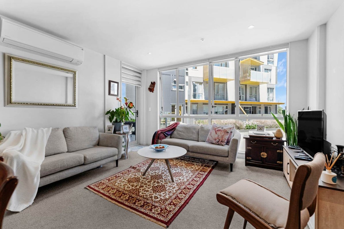 106/3 Rose Garden Lane, Albany, Auckland - Carousel 1