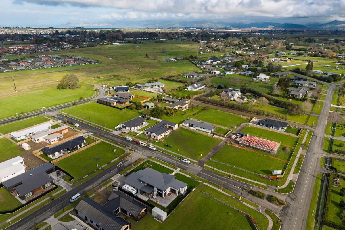 16 Allan Avenue, Makauri, Gisborne - Carousel 7