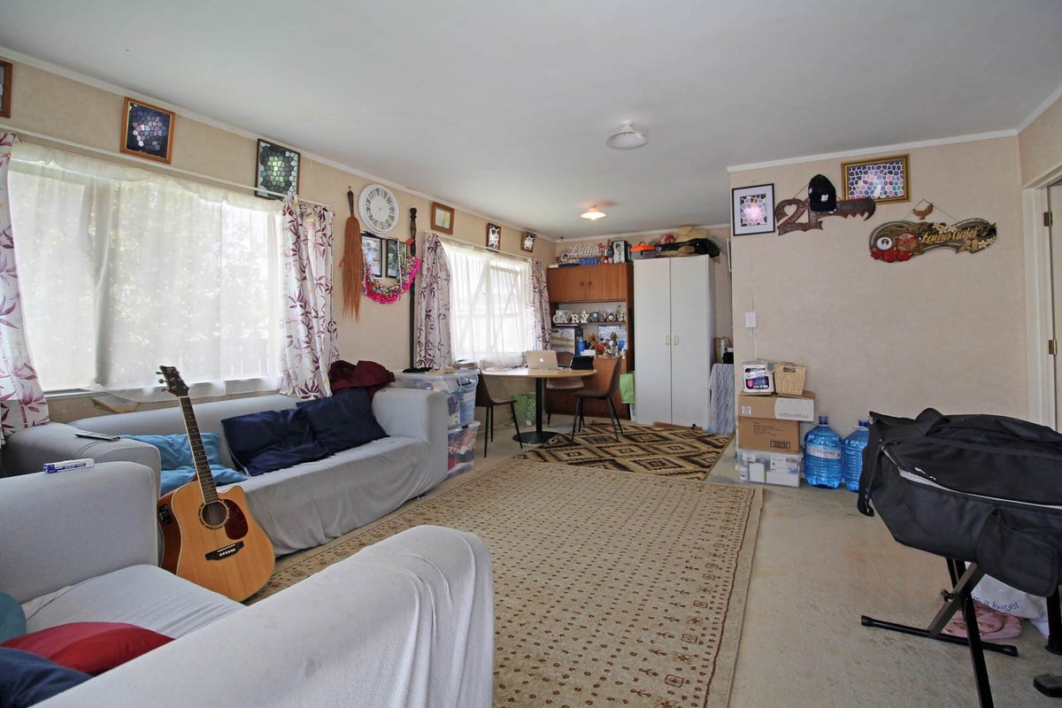 2/25 Oratu Place, Manurewa, Auckland - Carousel 5