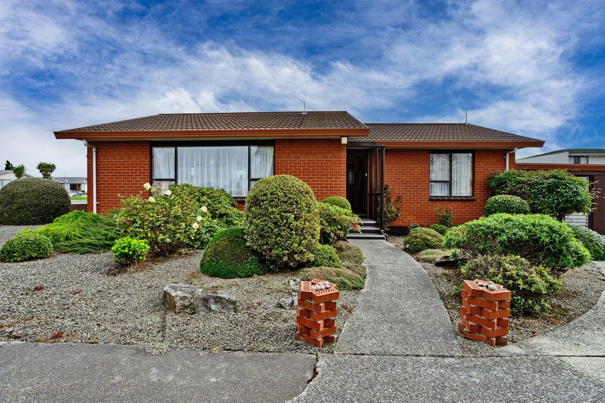 214 Tweed Street, Appleby, Invercargill - Carousel 1
