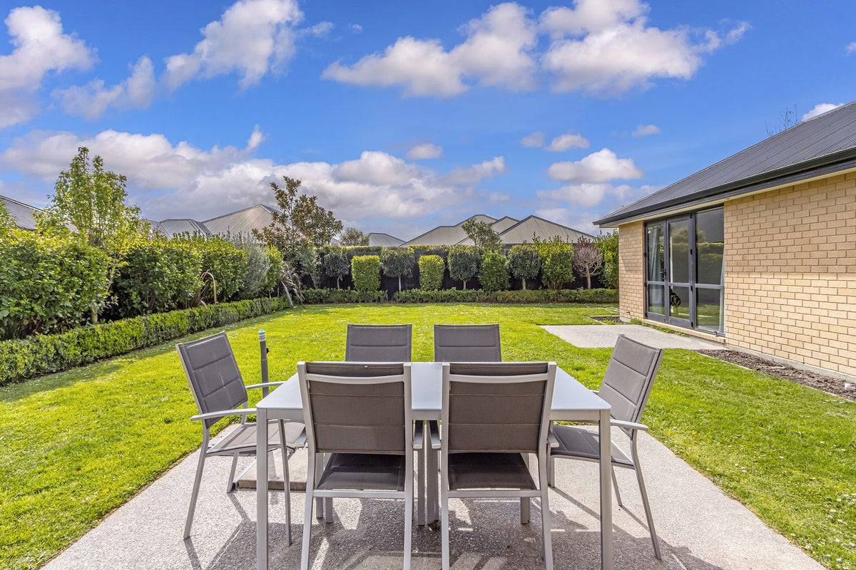 30 Gosling Crescent, Halswell, Christchurch - Carousel 15