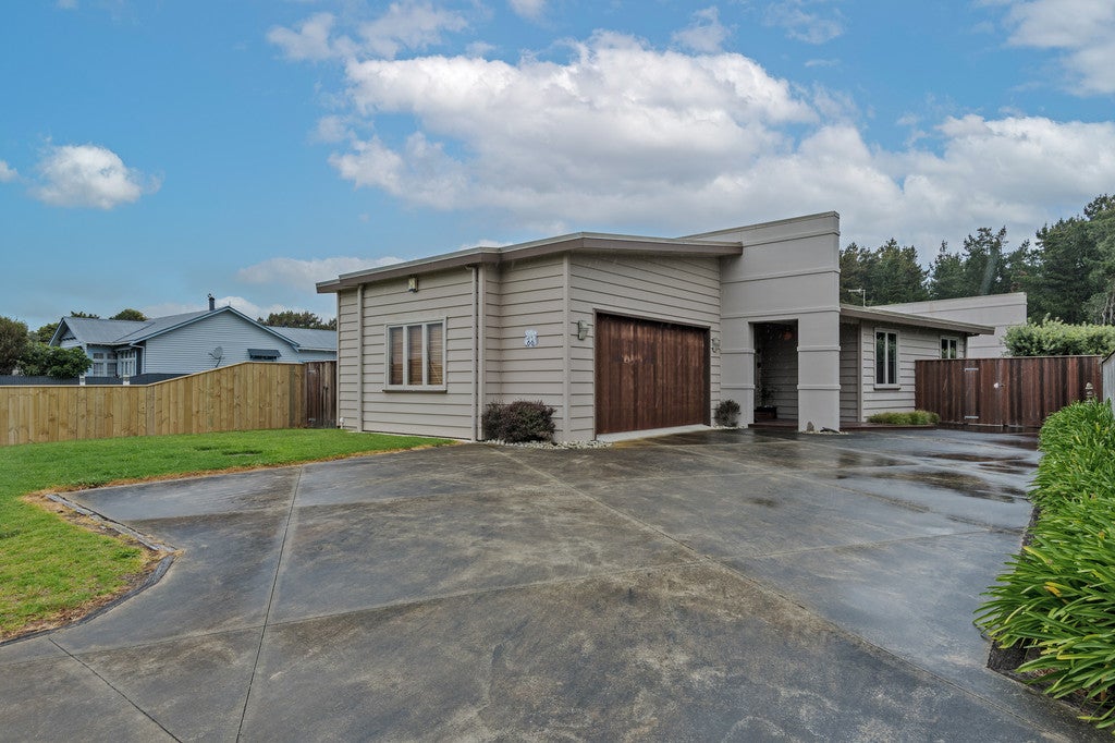 66 Himatangi Street, Himatangi Beach, Himatangi Beach - Carousel 1