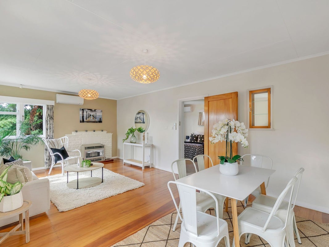 9 Chester Road, Tawa, Wellington - Carousel 2