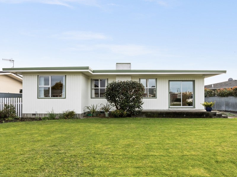 6 Laurent Place, Greenmeadows, Napier - Carousel 1