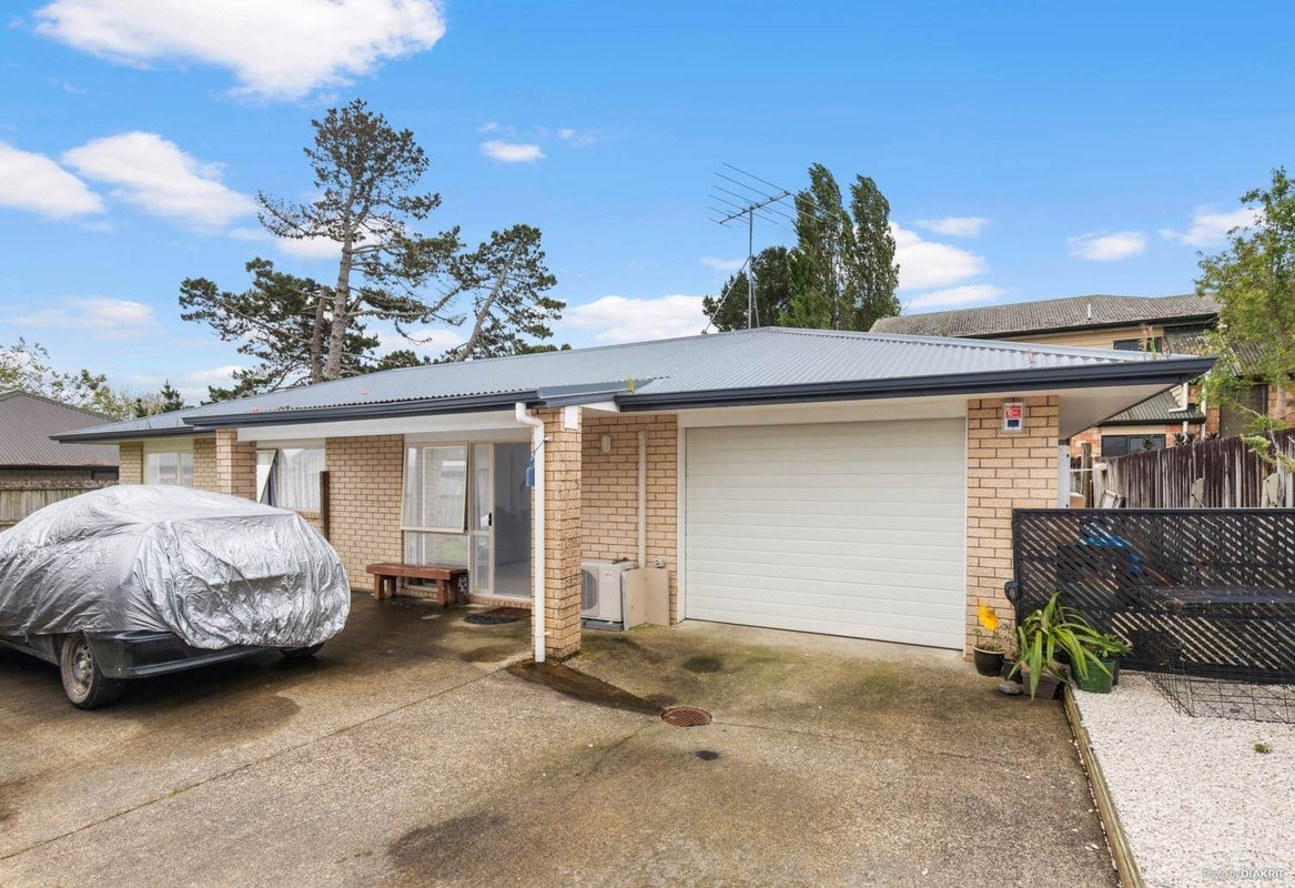 22B Gibson Road, Tuakau - Carousel 1