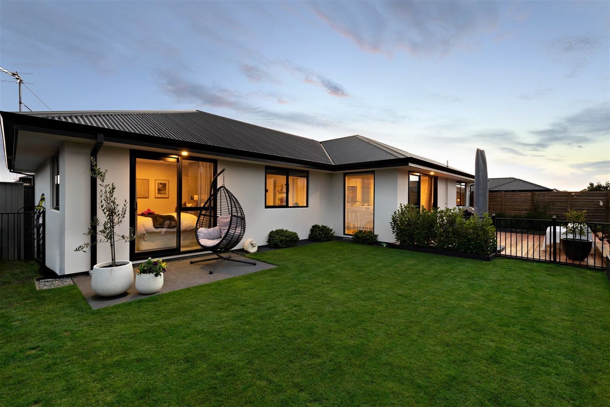 52 Stationmasters Way, Prebbleton, Prebbleton - Carousel 1