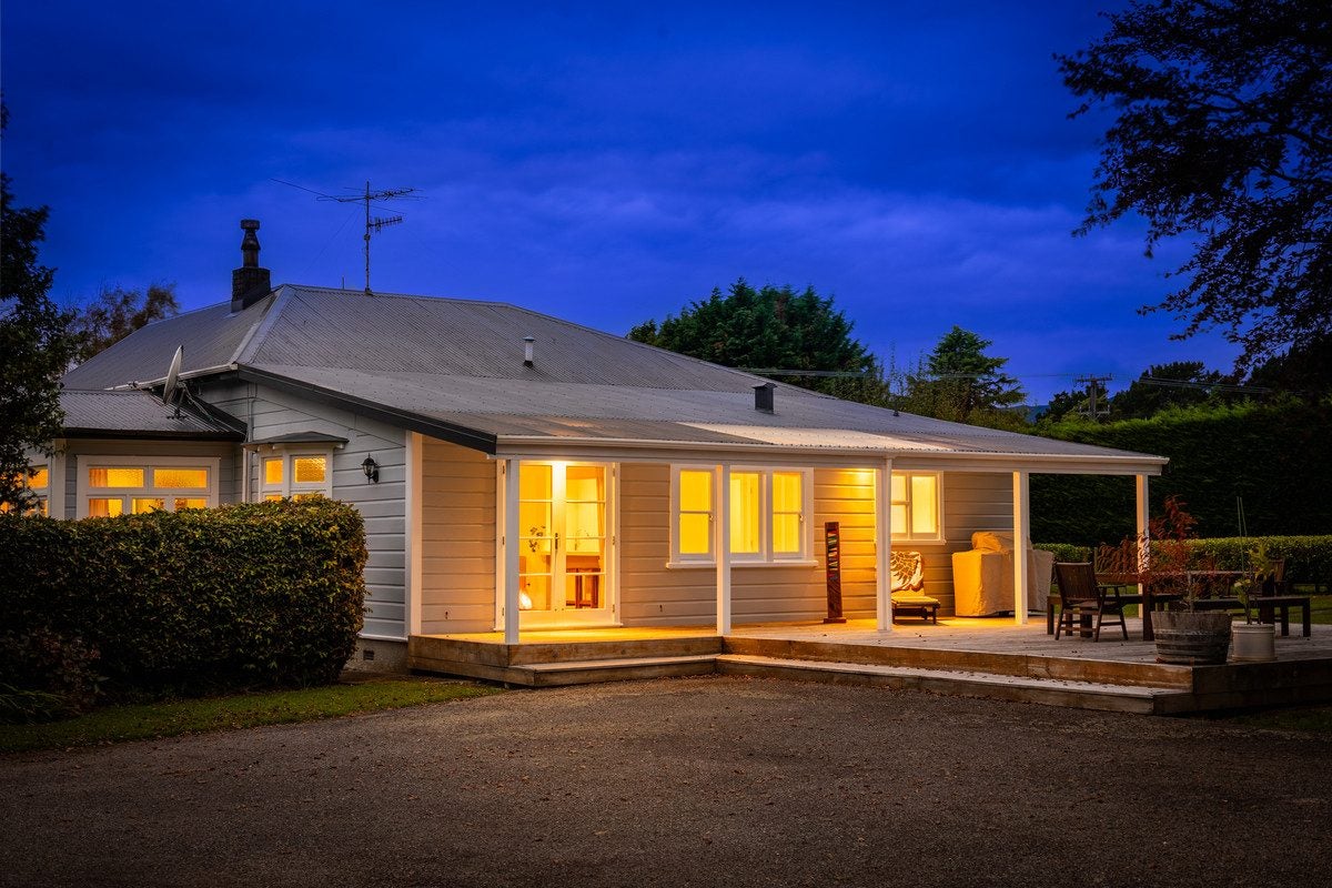 46 School Road, Te Horo - Carousel 1