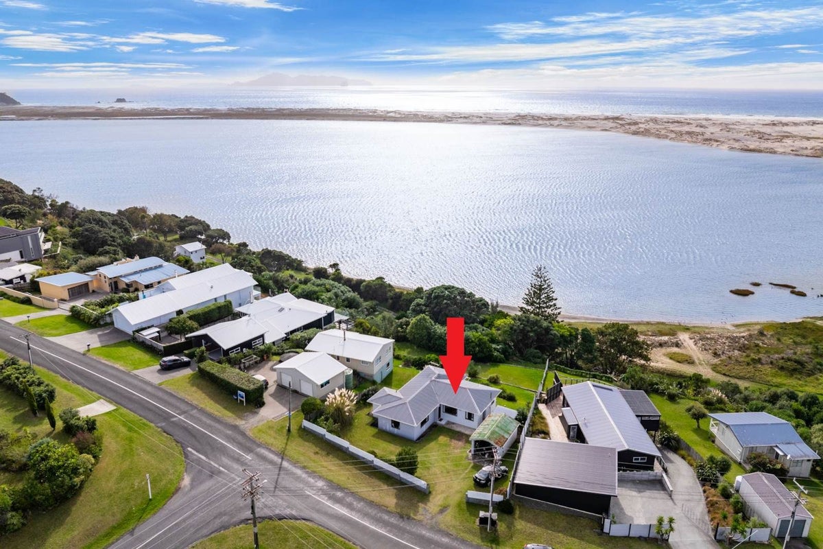41 Cheviot Street, Mangawhai Heads, Kaipara, Northland - Carousel 1