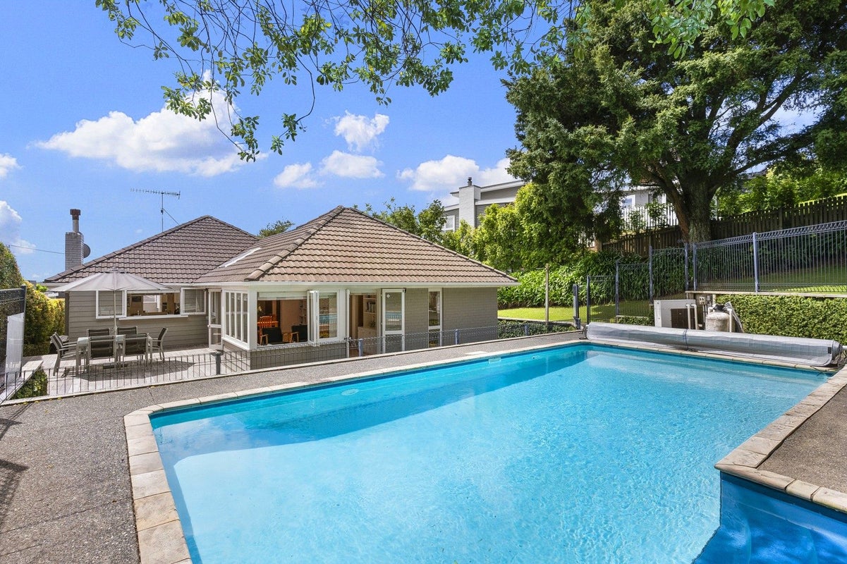41 Rutherford Terrace, Meadowbank, Auckland - Carousel 1