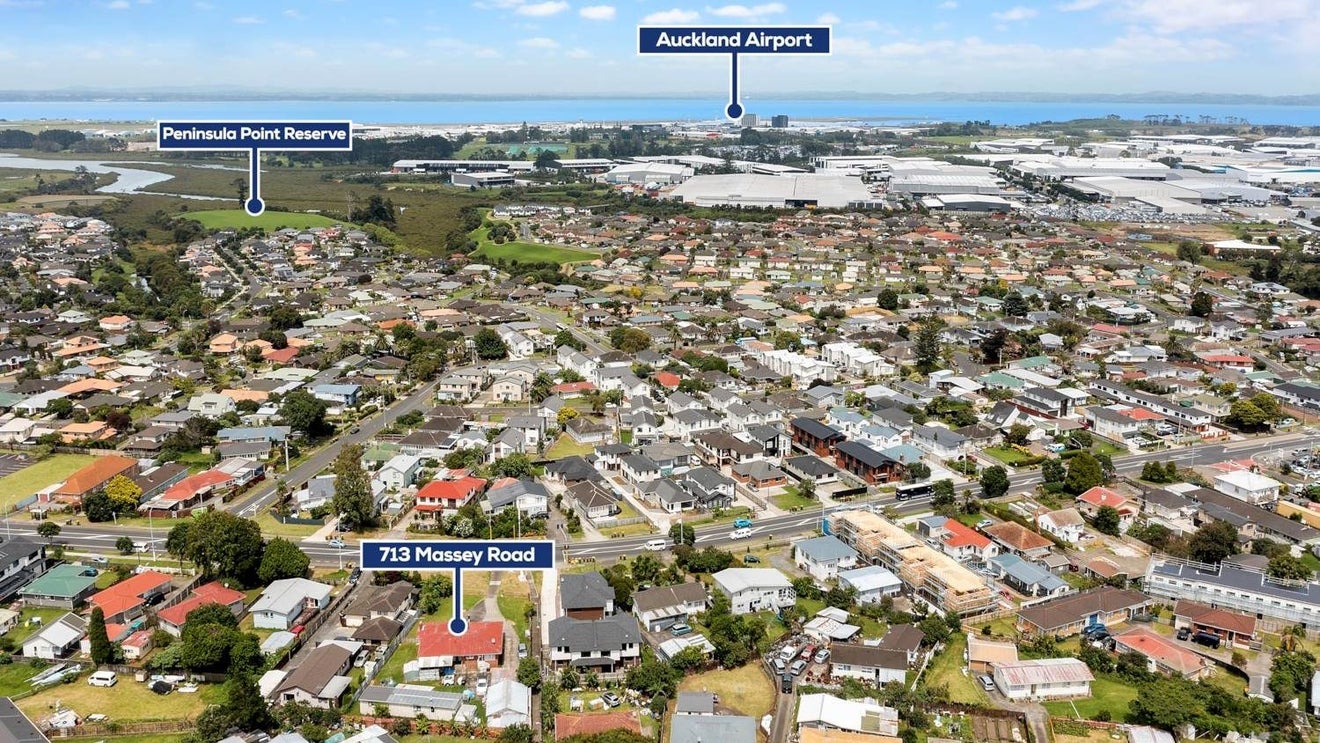 1/713 Massey Road, Mangere, Auckland - Carousel 1