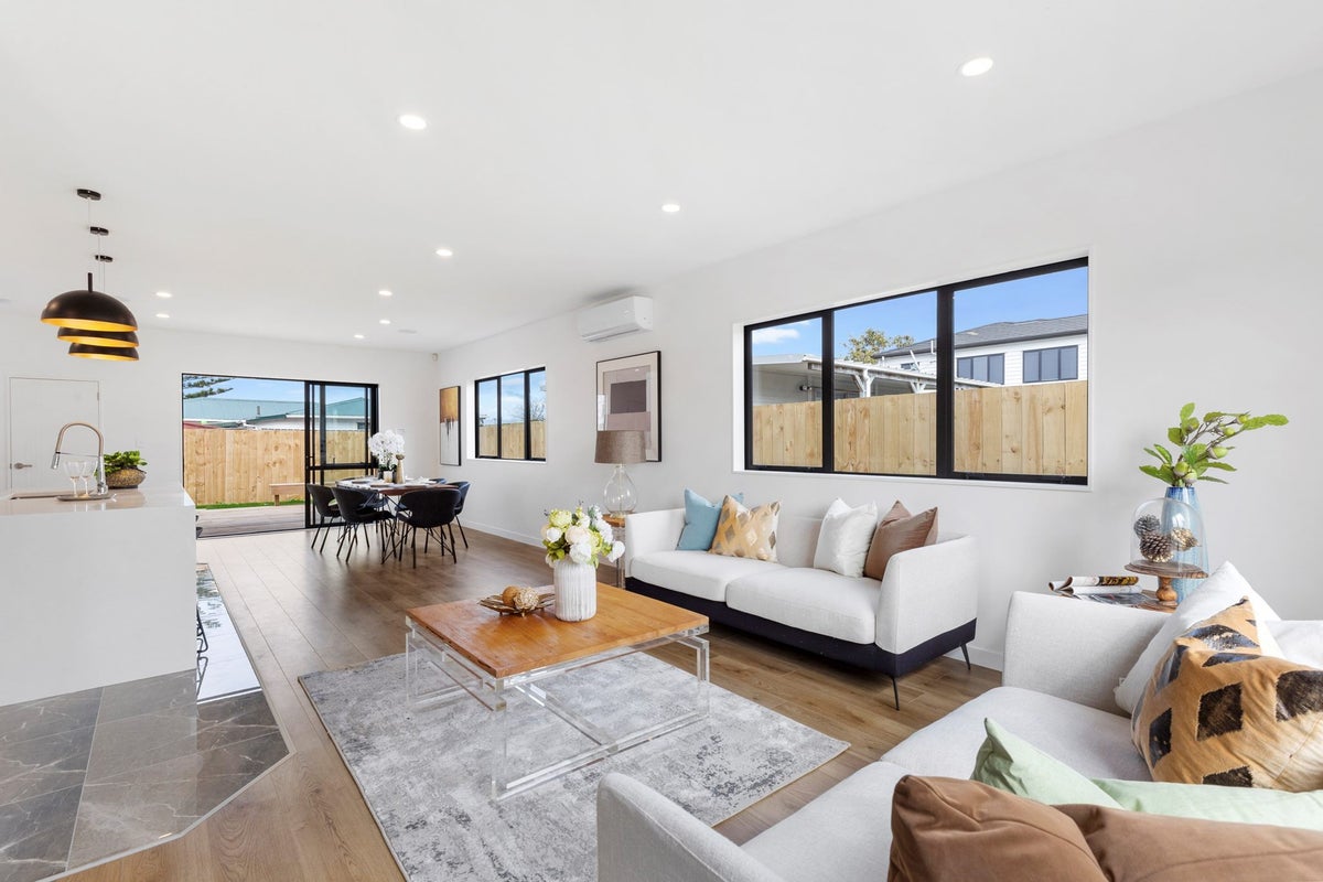 728A Massey Road, Mangere, Auckland - Carousel 2