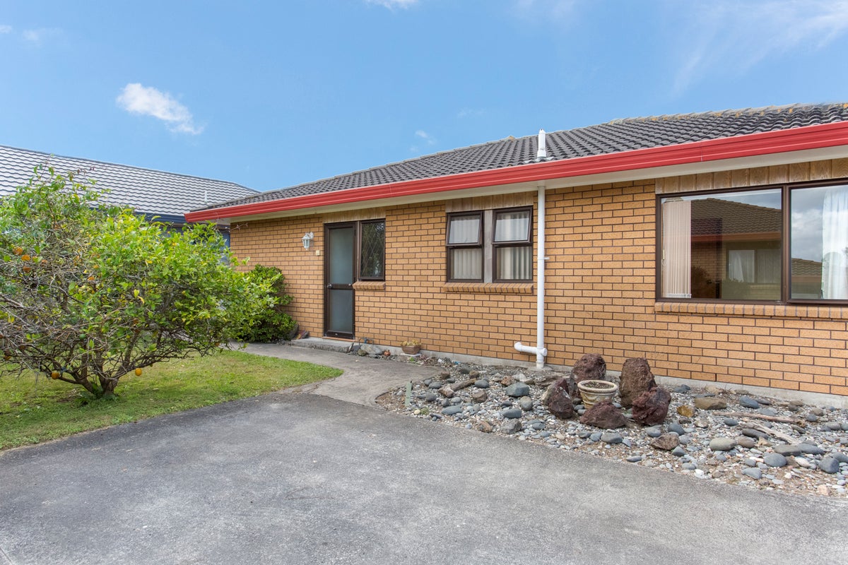 11 Pengelly Place, Parakai, Helensville - Carousel 16