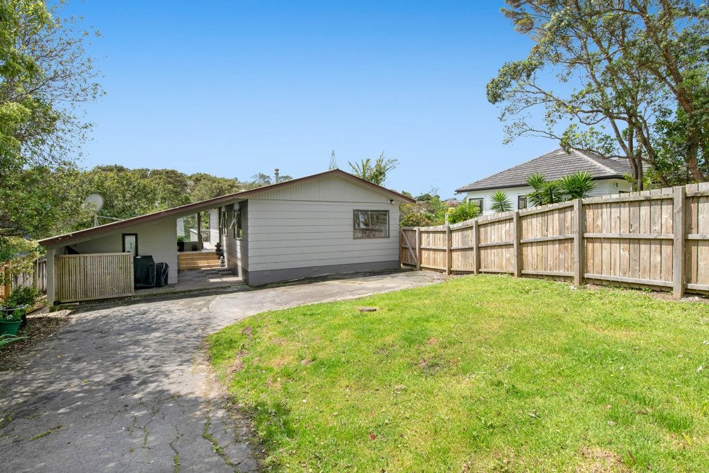 73 Gledstane Road, Stanmore Bay, Whangaparaoa - Carousel 1
