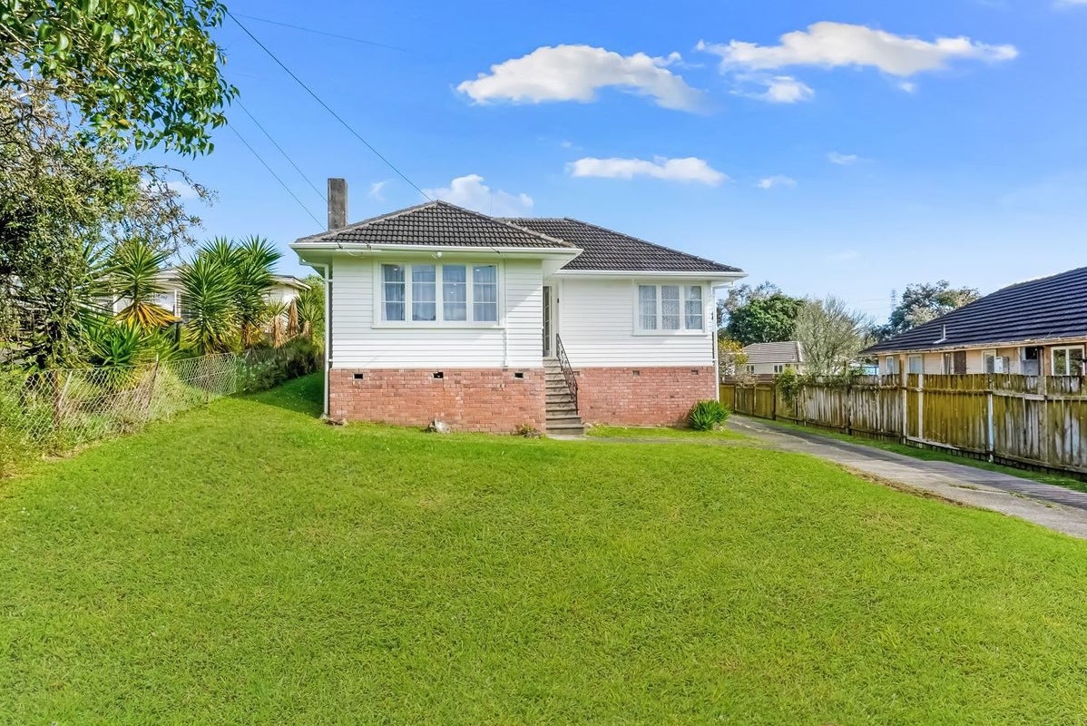 51 Velvet Crescent, Otara, Auckland - Carousel 2