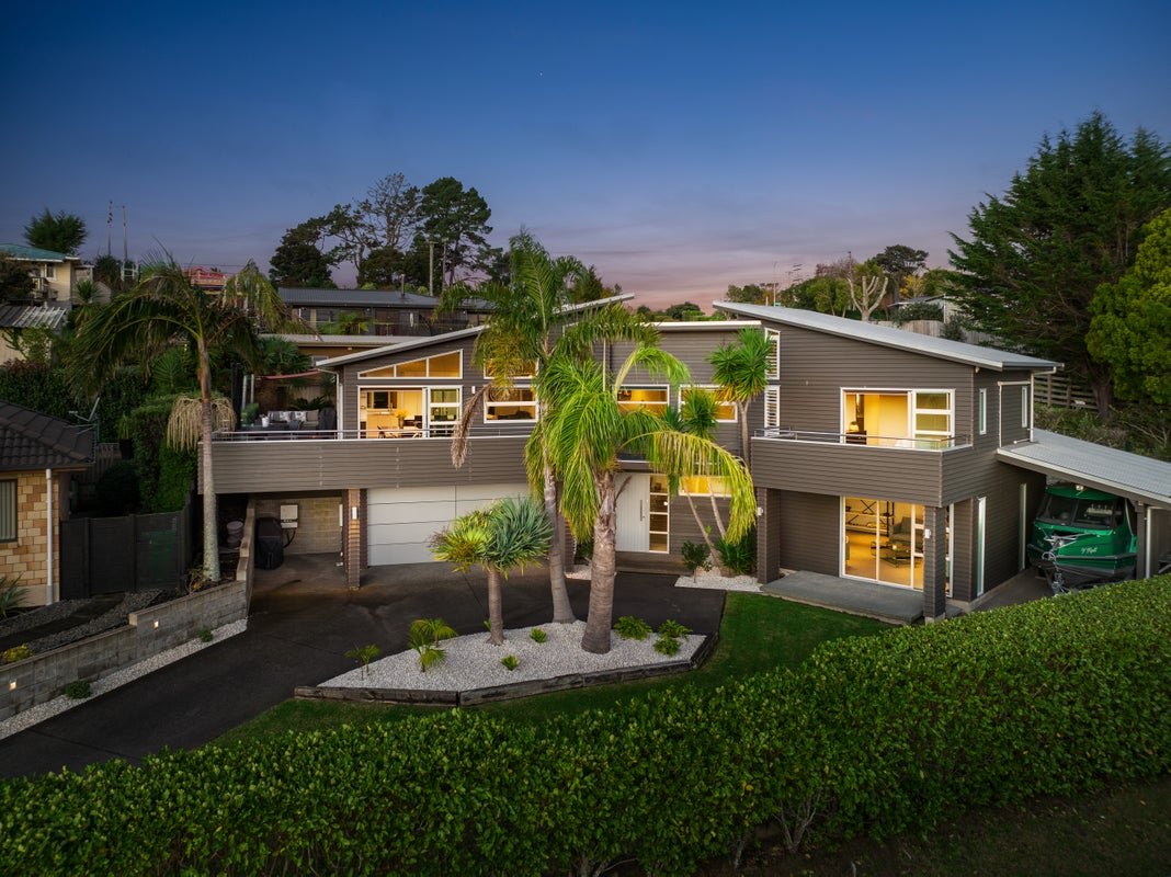 12 Foothills Lane, Glen Eden, Auckland - Carousel 1