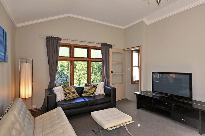 39 Edinburgh Terrace, Berhampore, Wellington - Carousel 1