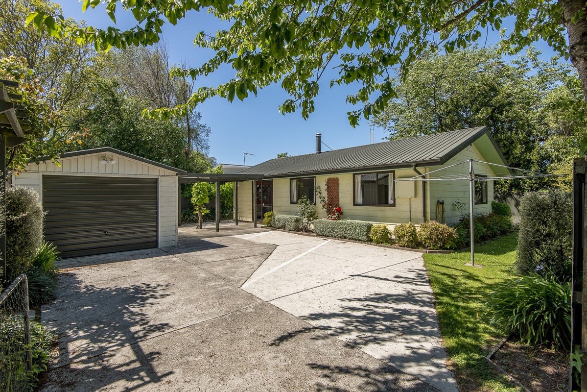1/10 Lindores Street, Addington, Christchurch - Carousel 1