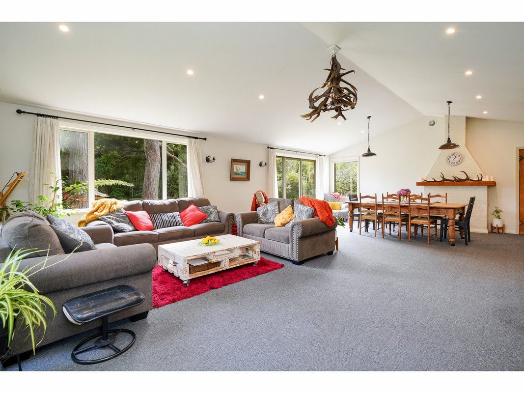 32 Rakiura Parade, Otatara - Carousel 2