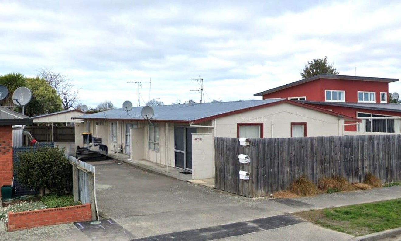 2/124 William Street, Ashburton, Ashburton - Carousel 1