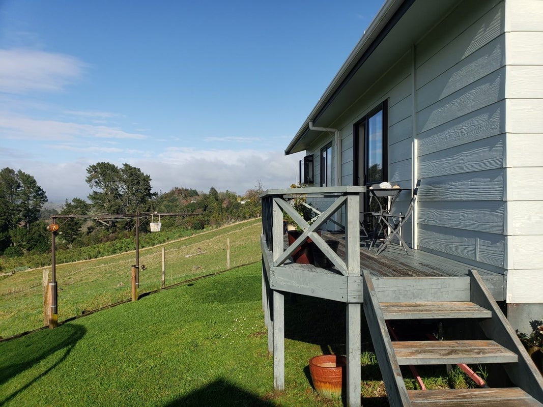 204A Cambridge Road, Bethlehem, Tauranga - Carousel 1
