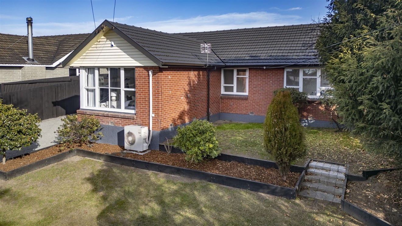 16 Soberton Street, Aranui, Christchurch - Carousel 1