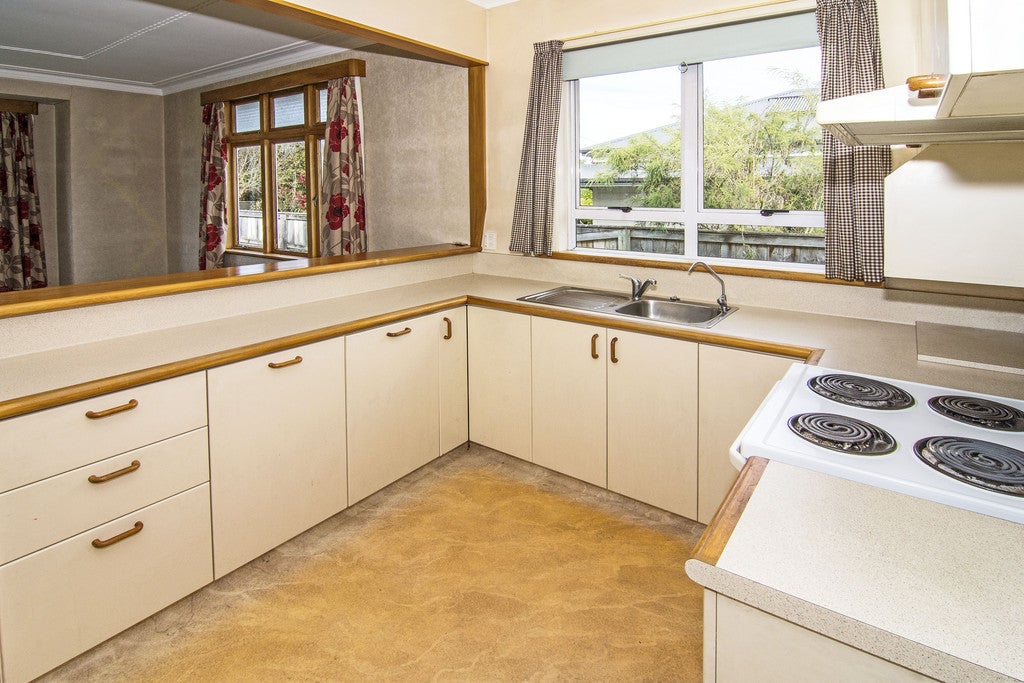2 Lett Street, Lansdowne, Masterton - Carousel 2