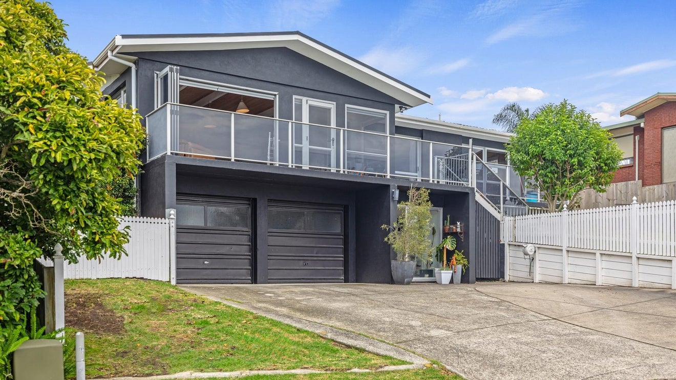 14 Sefton Street, Ohauiti, Tauranga - Carousel 1