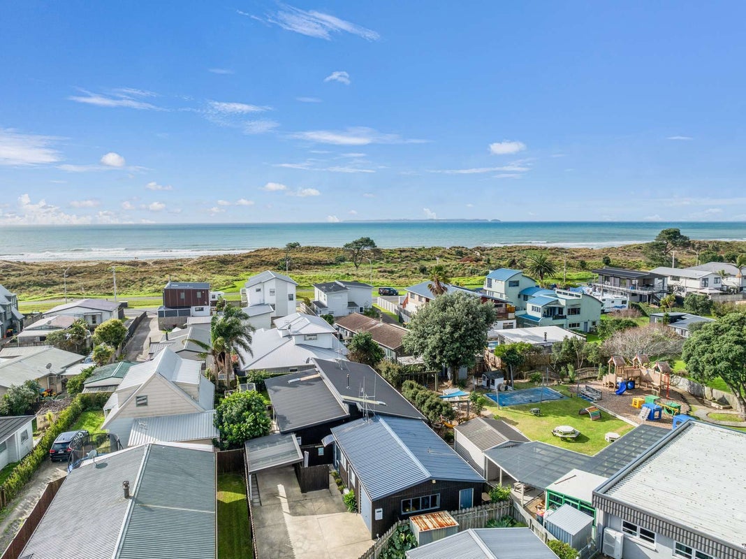 299B Dickson Road, Papamoa Beach, Tauranga, Bay Of Plenty - Carousel 1