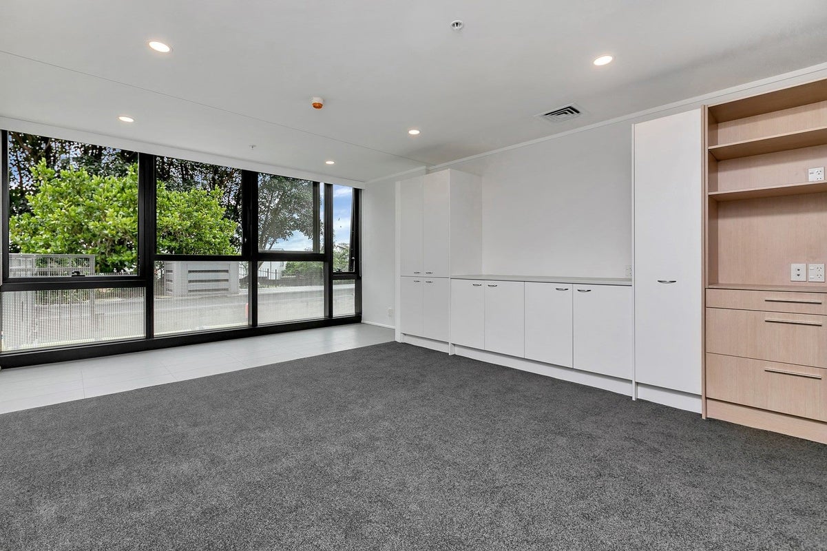 1A/16 Burton Street, Grafton, Auckland - Carousel 1