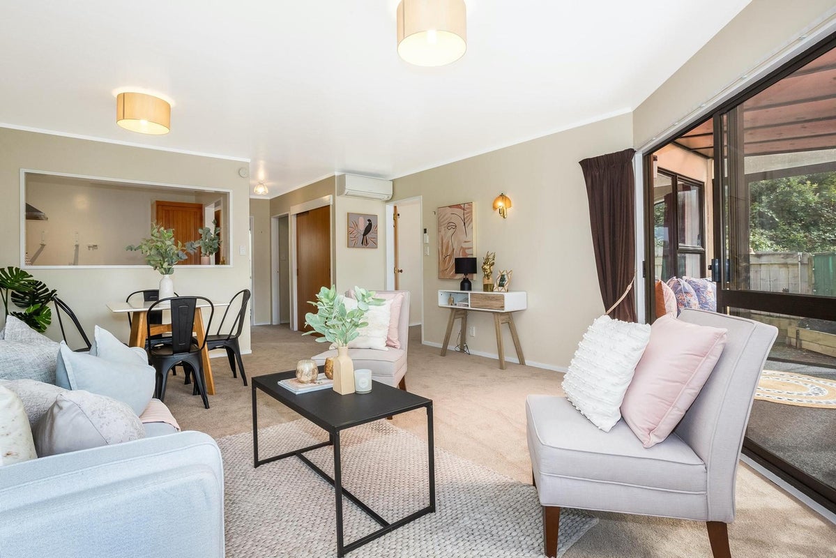 9E SCHOOL RD, PLIMMERTON, PORIRUA - Carousel 2