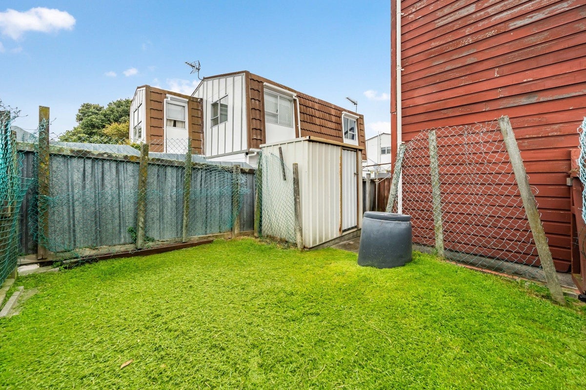 1/5 Cockburn Street, Kilbirnie, Wellington - Carousel 2