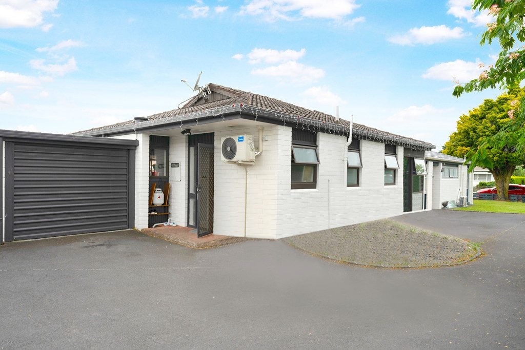 2/232 St George Street, Papatoetoe, Auckland - Carousel 1