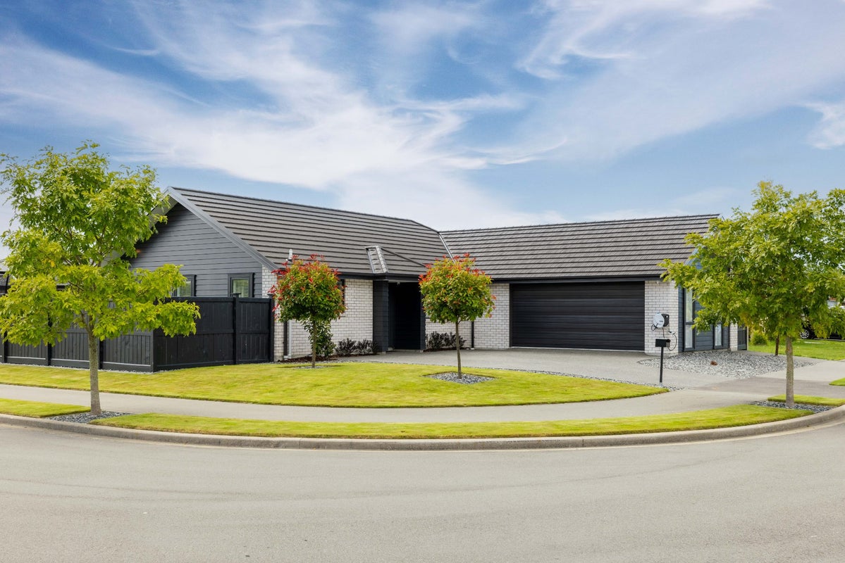 3 Sarikei Avenue, Northwood, Christchurch - Carousel 2